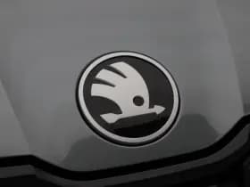 Škoda Superb thumbnail 9