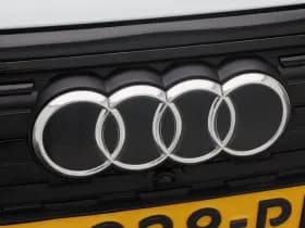 Audi Q4 e-tron 40 Launch edition S Competition 77 kWh thumbnail 12