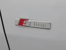 Audi Q4 e-tron 40 Launch edition S Competition 77 kWh thumbnail 14