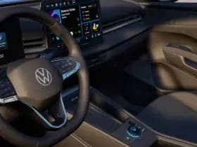 Volkswagen T-Roc 1.5 eTsi Life First Edition thumbnail 4
