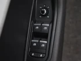 Audi A4 Avant 40 TFSi 190 Pk Automaat S-Line thumbnail 20