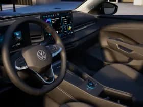 Volkswagen T-Roc 1.5 eTsi Life First Edition thumbnail 4