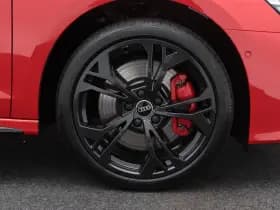 Audi A3 Sportback 45 TFSi e 272 Pk S-Line Competition thumbnail 15