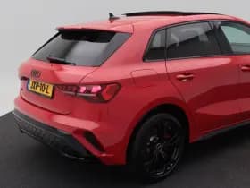 Audi A3 Sportback 45 TFSi e 272 Pk S-Line Competition thumbnail 17