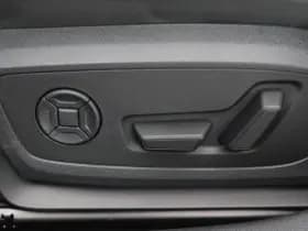 Audi A3 Sportback 45 TFSi e 272 Pk S-Line Competition thumbnail 27