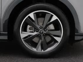 Audi Q4 S edition Competition e-tron 45 thumbnail 12