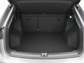 Audi Q4 S edition Competition e-tron 45 thumbnail 16