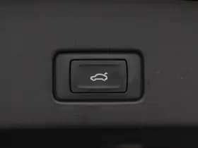 Audi Q4 S edition Competition e-tron 45 thumbnail 17