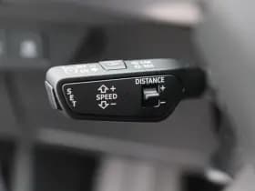 Audi Q4 S edition Competition e-tron 45 thumbnail 26