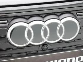 Audi Q4 S edition Competition e-tron 45 thumbnail 9