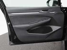 Volkswagen Golf R-Line Edition 1.5 eTSI 116 PK thumbnail 17