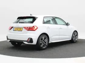 Audi A1 Sportback 25 TFSi S-Line thumbnail 2