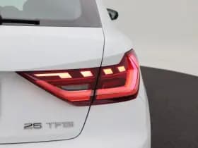Audi A1 Sportback 25 TFSi S-Line thumbnail 13