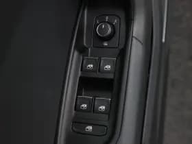 Audi A1 Sportback 25 TFSi S-Line thumbnail 17