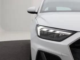 Audi A1 Sportback 25 TFSi S-Line thumbnail 8