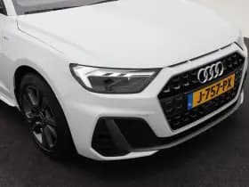 Audi A1 Sportback 25 TFSi S-Line thumbnail 10