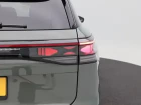 Volkswagen Tayron R-Line Edition 1.5 eHybrid 272 Pk thumbnail 13