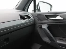 Volkswagen Tiguan 1.5 TSi 150 Pk Automaat R-Line thumbnail 32