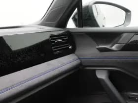 Volkswagen Tiguan R-Line Edition 1.5 eHybrid 204 PK thumbnail 33