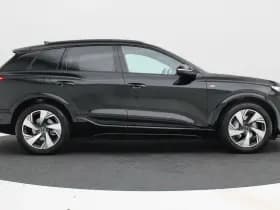 Audi Q6 S edition e-tron 83Kwh thumbnail 6