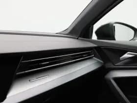 Audi A3 Sportback 45 TFSi e 272 Pk S-Line Competition thumbnail 40