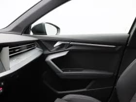 Audi A3 Sportback 45 TFSi e 272 Pk S-Line Competition thumbnail 43