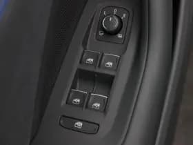 Volkswagen Passat R-Line Edition 1.5 eHybrid 204 PK thumbnail 20