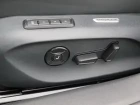 Volkswagen Passat R-Line Edition 1.5 eHybrid 204 PK thumbnail 23