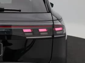 Volkswagen Tiguan thumbnail 12