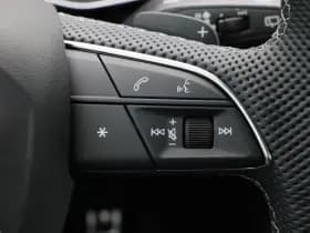 Audi Q8 60 TFSi e 490 Pk quattro S-Line Competition thumbnail 36