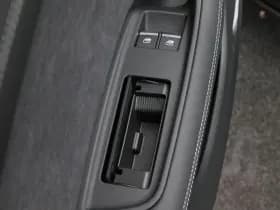 Audi Q8 60 TFSi e 490 Pk quattro S-Line Competition thumbnail 53