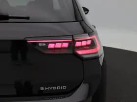 Volkswagen Golf thumbnail 15