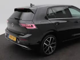 Volkswagen Golf thumbnail 16