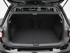 Volkswagen Golf thumbnail 17