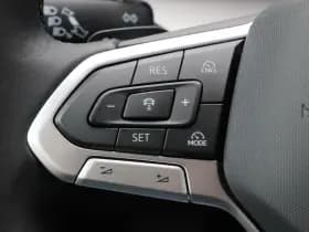 Volkswagen Golf thumbnail 22