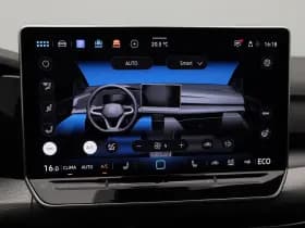 Volkswagen Golf thumbnail 27