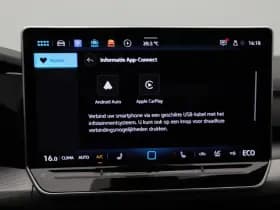 Volkswagen Golf thumbnail 28