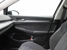 Volkswagen Golf thumbnail 32