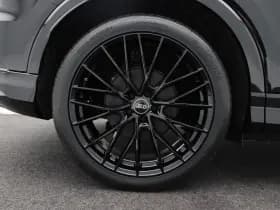 Audi Q4 e-tron thumbnail 13