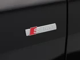 Audi Q4 e-tron thumbnail 3