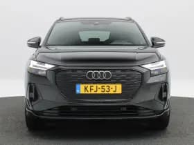 Audi Q4 e-tron thumbnail 4