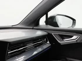 Audi Q4 e-tron thumbnail 44