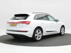 Audi e-tron thumbnail 2