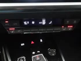 Audi Q4 thumbnail 12