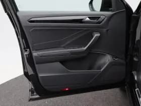 Volkswagen T-Roc thumbnail 18