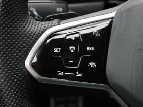 Volkswagen T-Roc thumbnail 24