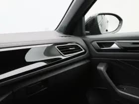 Volkswagen T-Roc thumbnail 33
