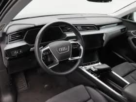Audi e-tron thumbnail 3
