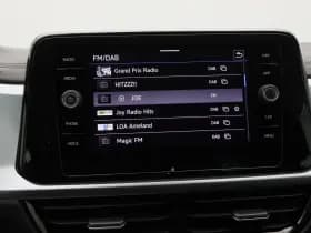 Volkswagen T-Roc 1.0 TSi 110 Pk Life Business thumbnail 24