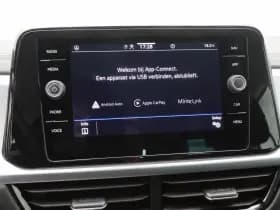 Volkswagen T-Roc 1.0 TSi 110 Pk Life Business thumbnail 25